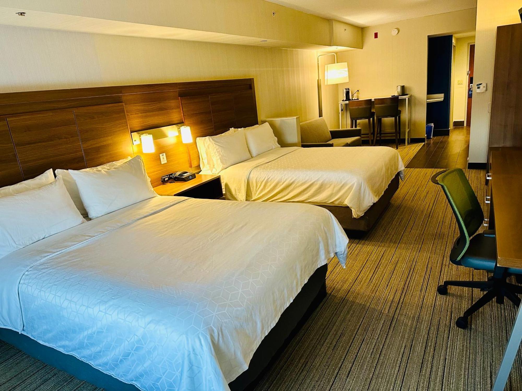 Holiday Inn Express Hotel & Suites Milton By Ihg Εξωτερικό φωτογραφία